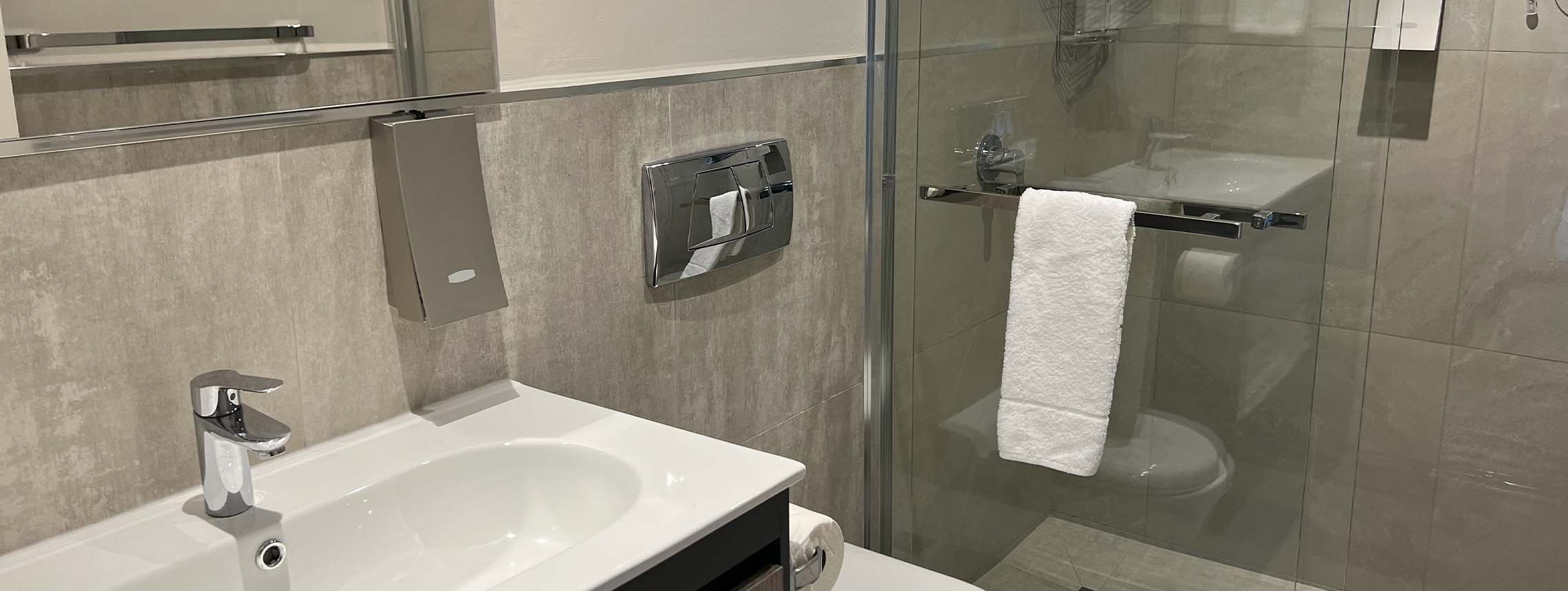 2 Bedroom Luxury Apartment